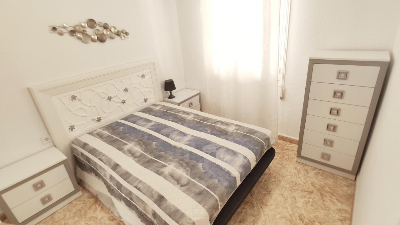 Beautiful Flat With Sea View And Sound Of The Surf Appartement Santa Pola Buitenkant foto